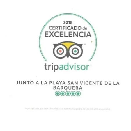 En Playa San Vicente De La Barquera